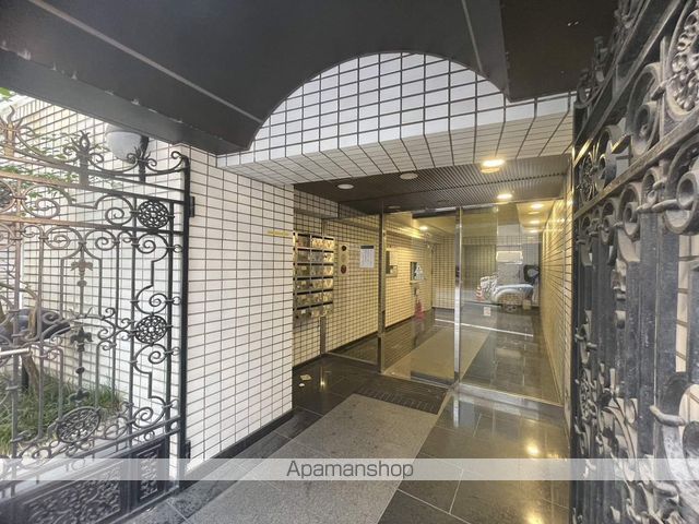 グレース幟町の玄関写真