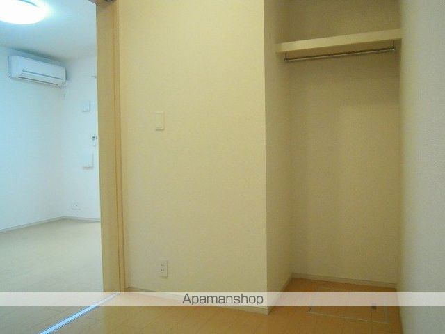 プレウスの内装写真
