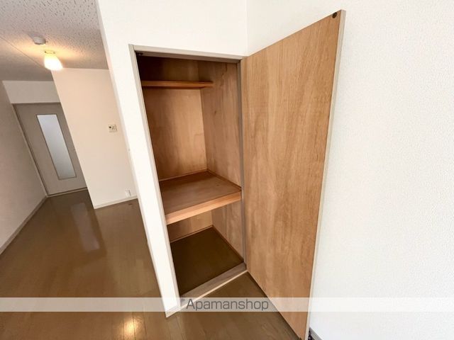 ピュアセンチュリーの内装写真