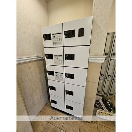 Ｓｏｕｔｈ　Ｖａｌｌｅｙ[1DK/32.55m2]のエントランス2