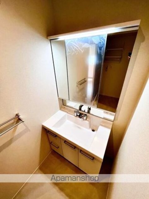 和歌山県和歌山市柳丁[2LDK/70.55m2]の洗面所