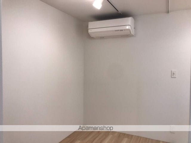 LEGALAND神楽坂の内装写真