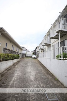 メゾン多摩平[2LDK/53.9m2]の共用部2