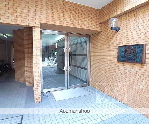 ライオンズマンション東洞院の外観写真