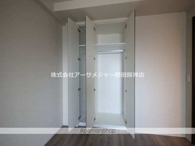 ザ・グランドグレイス大阪西九条の内装写真