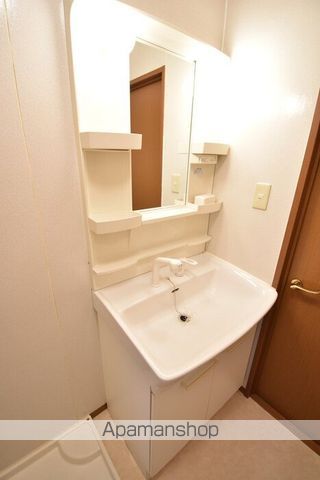 リビングタウン今里 E棟の内装写真
