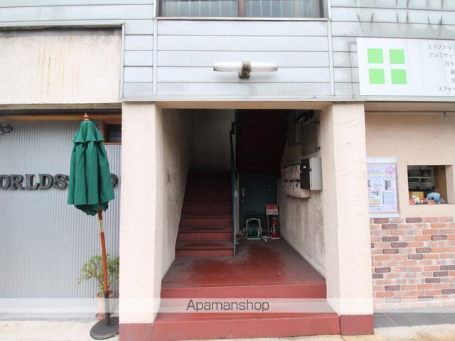 まなーすてらの玄関写真