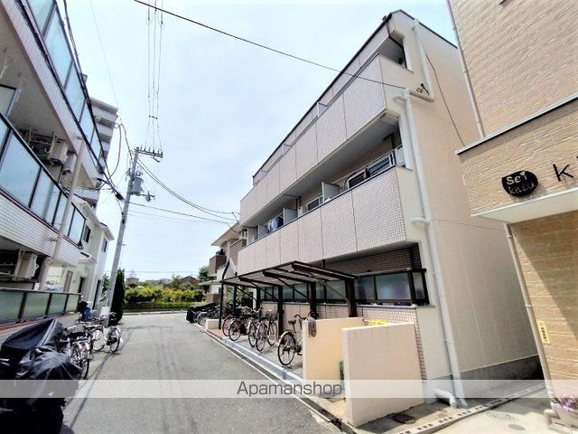 岸部ハイツの外観写真
