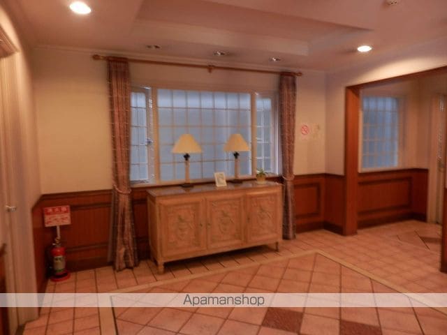 新宿区天神町&nbsp;11階建&nbsp;築27年のイメージ