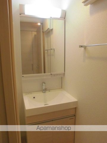 フロンティアコート堺筋本町の内装写真