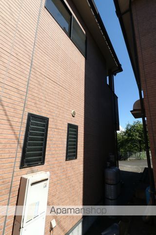 レイクサイド春日 Bの外観写真