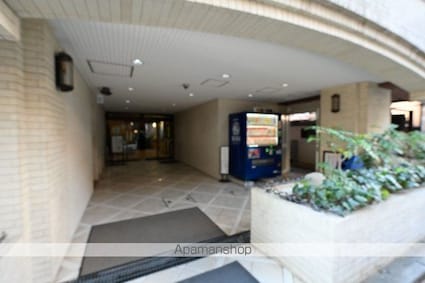 ライオンズプラザ新宿[1R/19.24m2]のエントランス