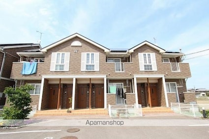 ヴィラージュⅣ[2LDK/57.02m2]の外観2