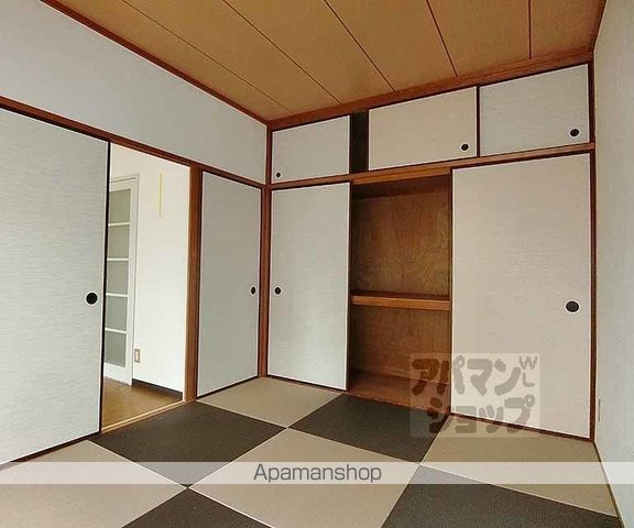 ボンエルフ嵯峨の内装写真