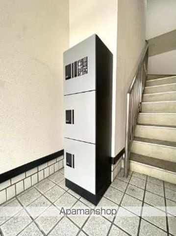 アルモ九品寺の玄関写真