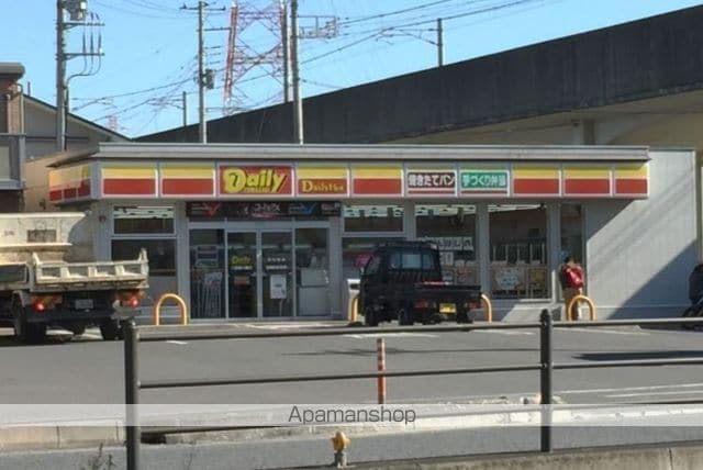 detached 埼玉県草加市谷塚町1088-4

地図を見る