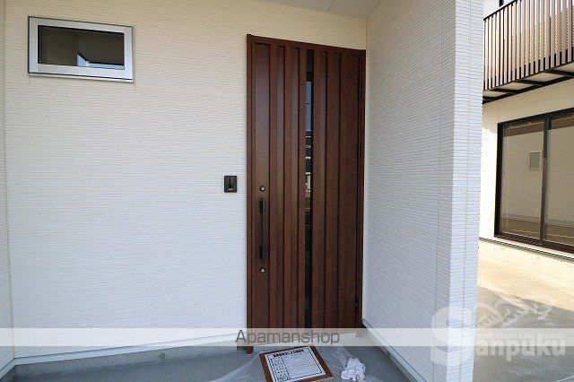 伊予鉄道横河原線 いよ立花駅 徒歩28分 2階建 築9年の玄関写真
