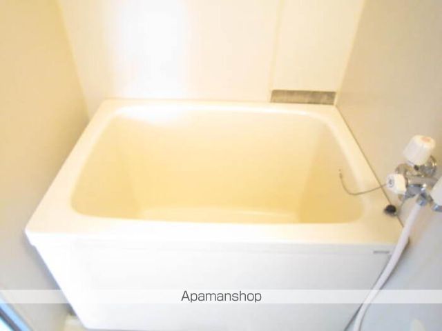 ホワイトハイツ牧田の内装写真
