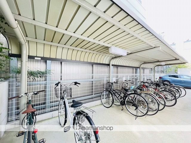 スカイコート御器所の玄関写真