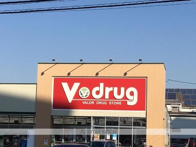 シャルールの周辺写真
