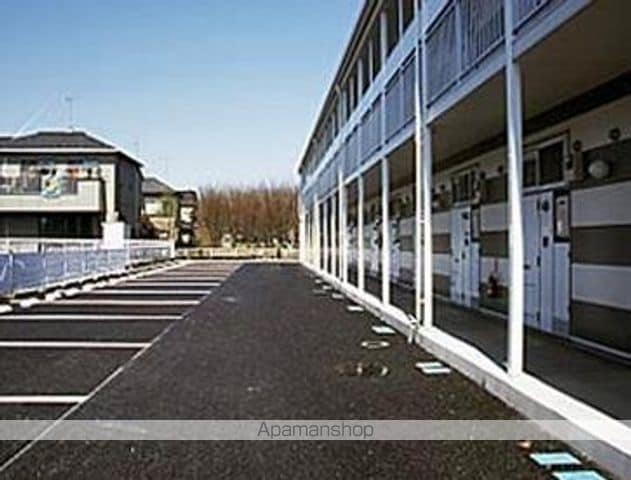 レオパレスルーストの外観写真