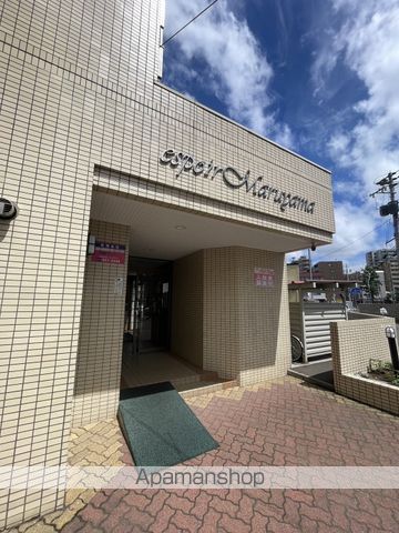 エスポアール円山の玄関写真