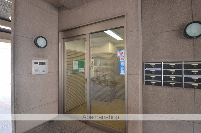 パースアベニューIIの玄関写真