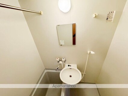 レオパレス四郎丸[1K/26.08m2]の洗面所