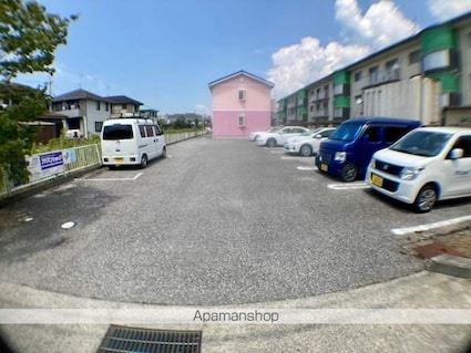 ライフステージ花水木[1LDK/37.66m2]の駐車場1