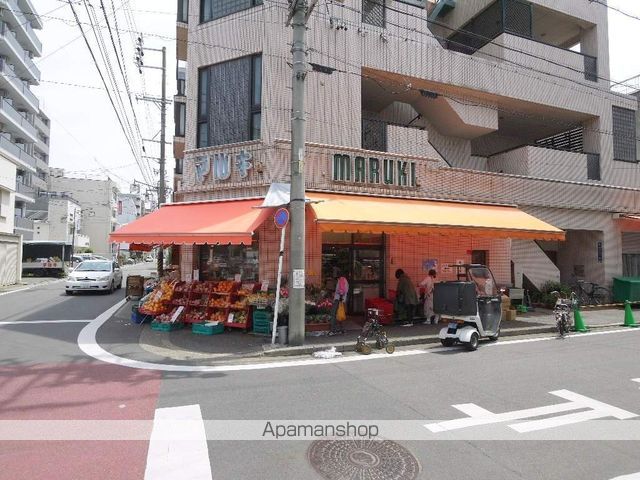 ラ・クール泉の周辺写真