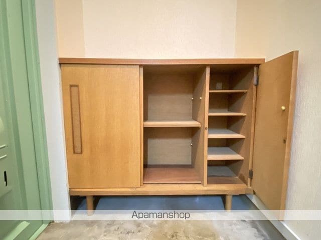 メゾンやまもとの内装写真
