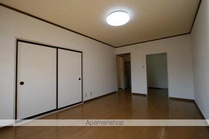 レジア和[2LDK/50.5m2]のリビング・居間