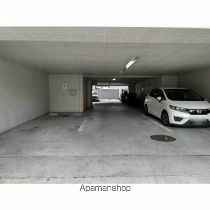 愛知県名古屋市千種区今池４丁目[1K/31.08m2]の駐車場