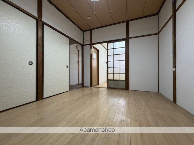 松原市 2階建 築60年の内装写真
