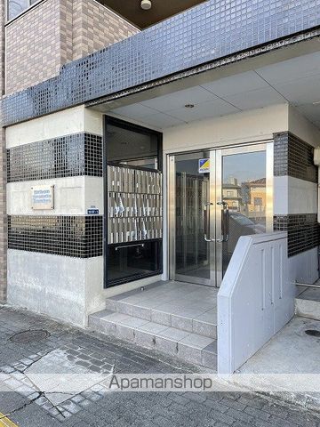 アーバングランデ本荘の玄関写真
