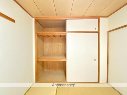ドルフィン伏石[3LDK/70.68m2]の収納