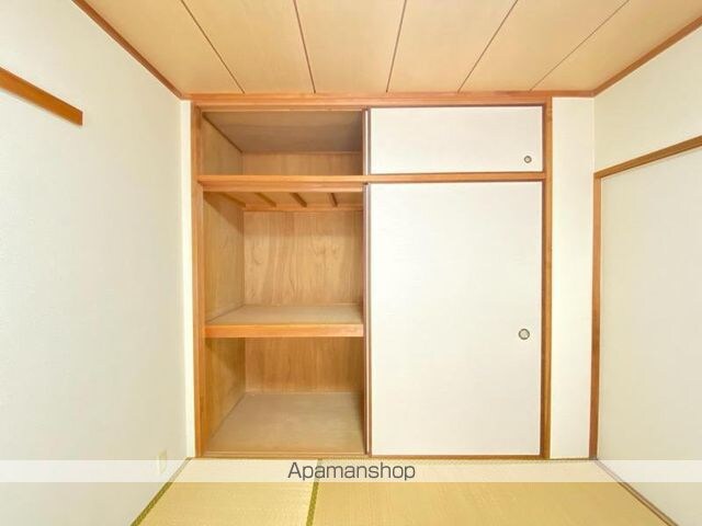 ドルフィン伏石[3LDK/70.68m2]の収納
