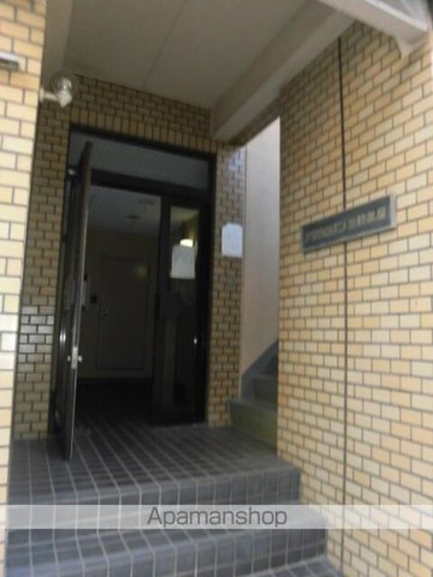 アサカシオン三軒茶屋[1K/27m2]のエントランス