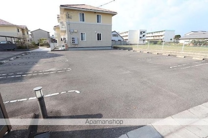 香川県高松市元山町[2LDK/59.58m2]の駐車場