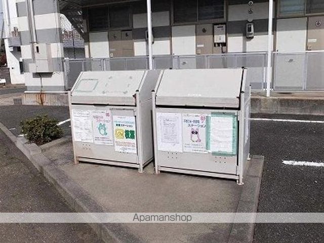 レオパレスブール・ドゥ・ネージュの内装写真