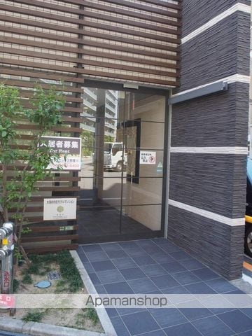 CITY SPIRE北梅田の玄関写真