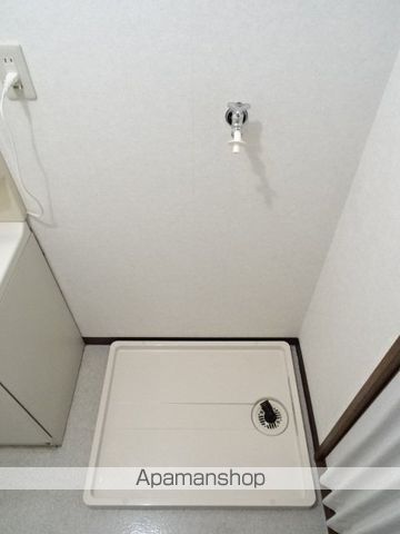 ロイヤルマルトウIIの内装写真