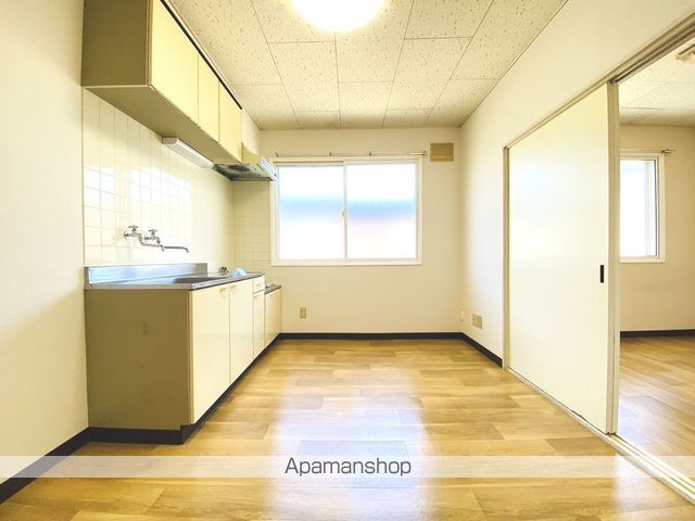 ピアパレス白鳥の内装写真