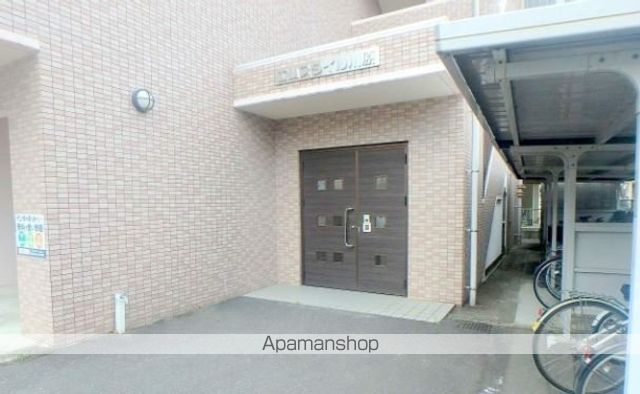 エムスタイル川原の玄関写真