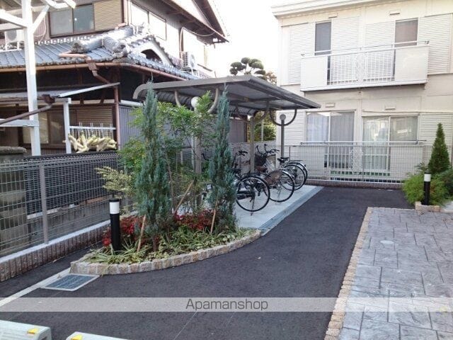 フルリール スリジエの玄関写真