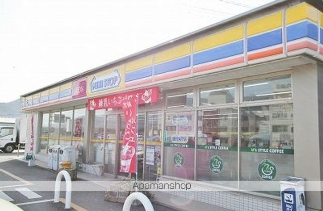 百合コーポの周辺写真