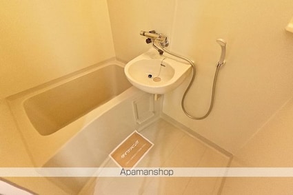 コーポブルースカイ[1R/26.82m2]のバス