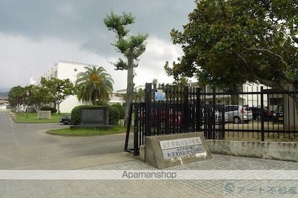 ウェリス南持田緑彩苑[4LDK/95.4m2]の周辺1