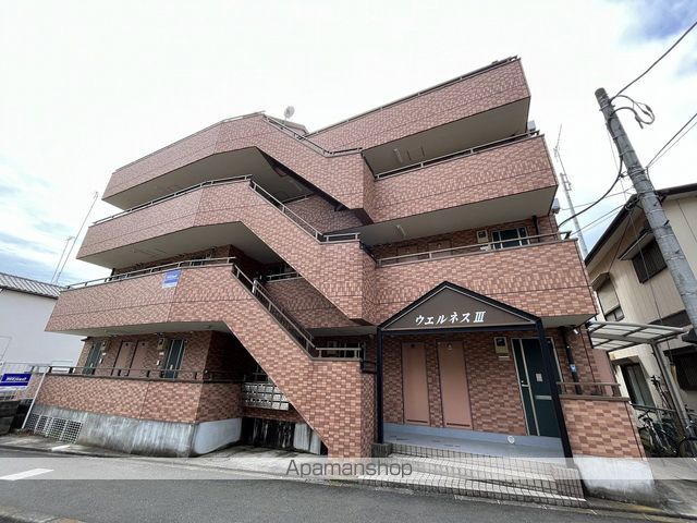 ウェルネスIIIの玄関写真