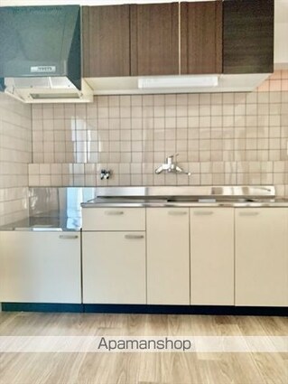 和歌山県和歌山市本町９丁目[2DK/45.72m2]のキッチン